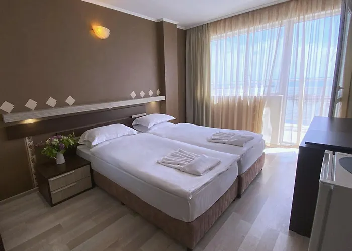 Lotos Hotel