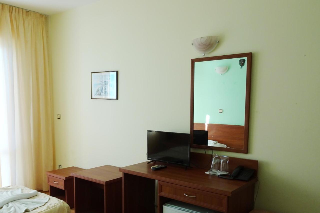 Otel Lotos