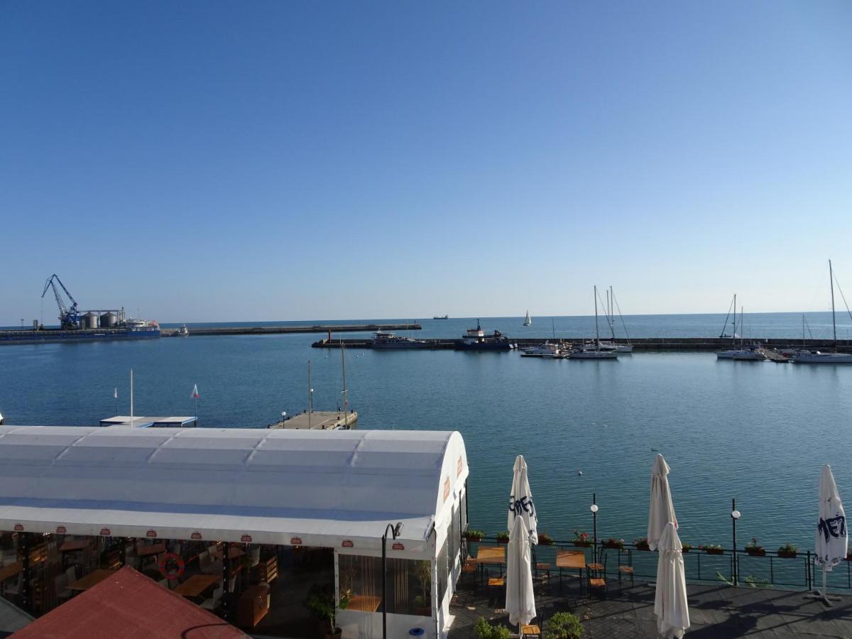 Hotel Lotos Balchik