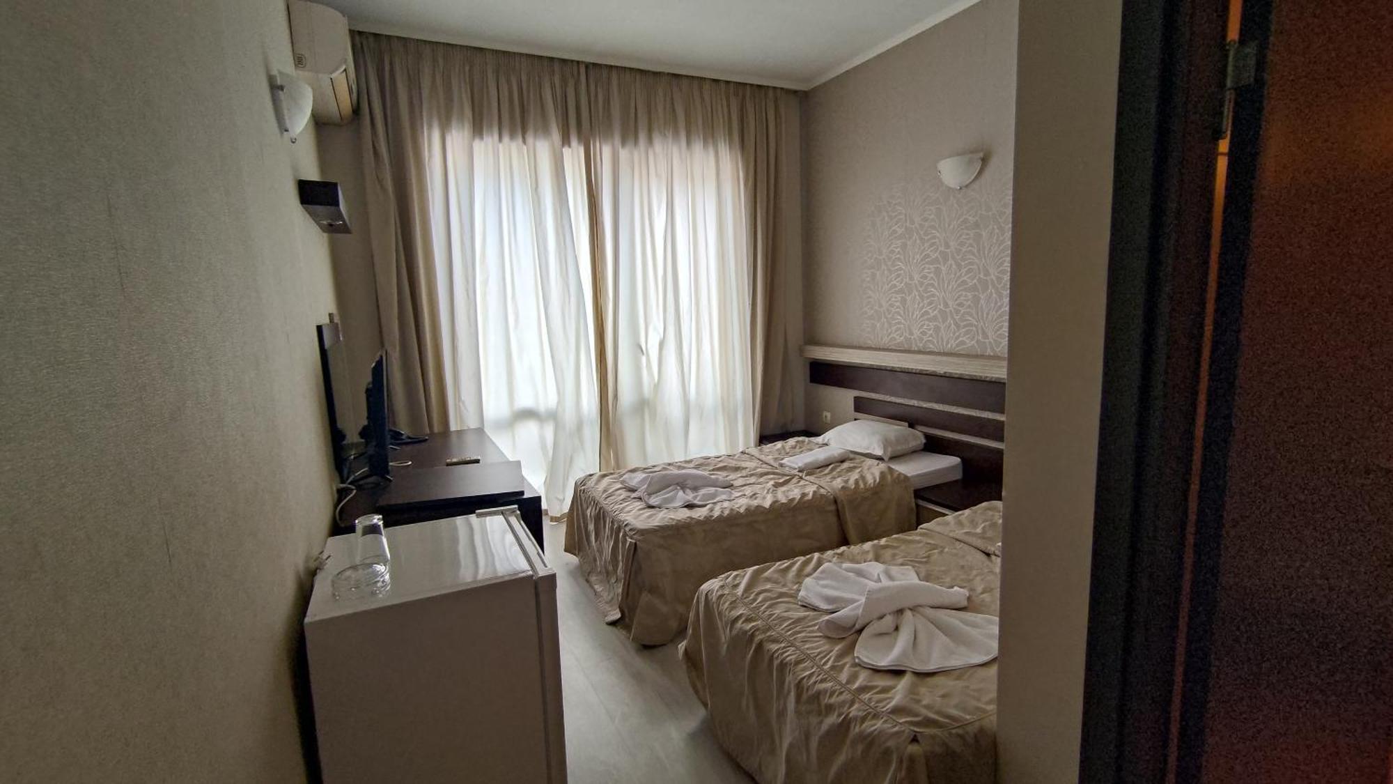 Hotel Lotos 3*
