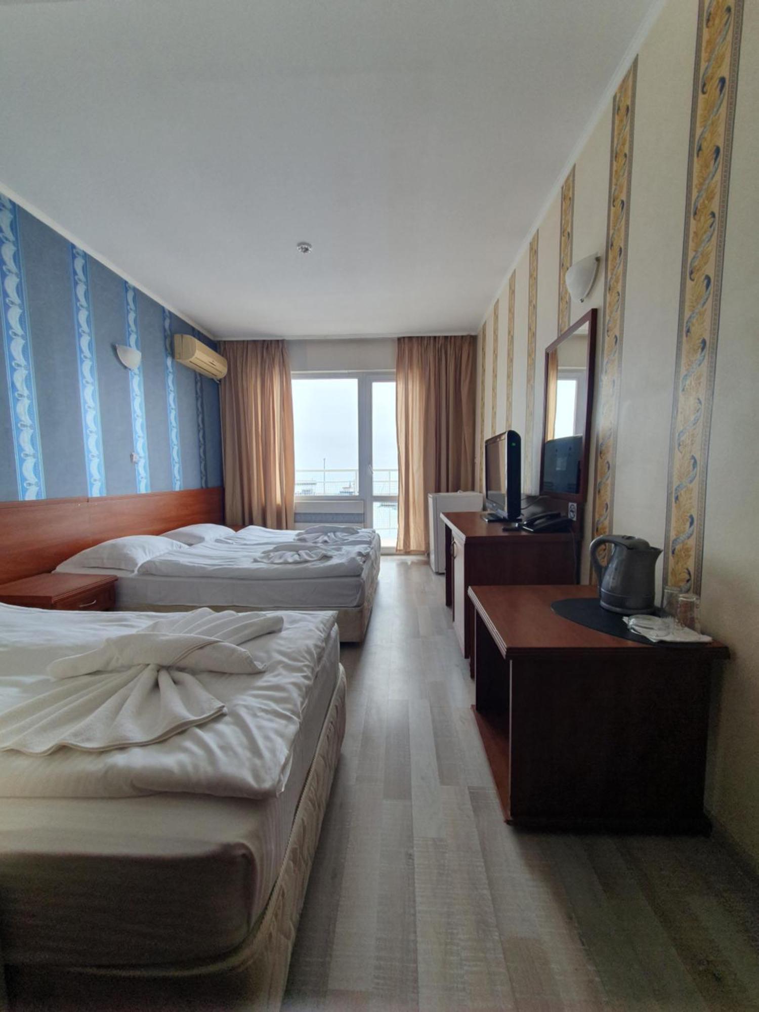 Hotel Lotos